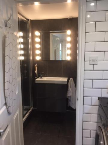 The Coach House Apartment Bromley Bagian luar foto