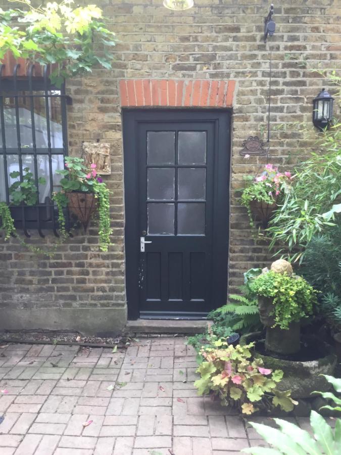 The Coach House Apartment Bromley Bagian luar foto